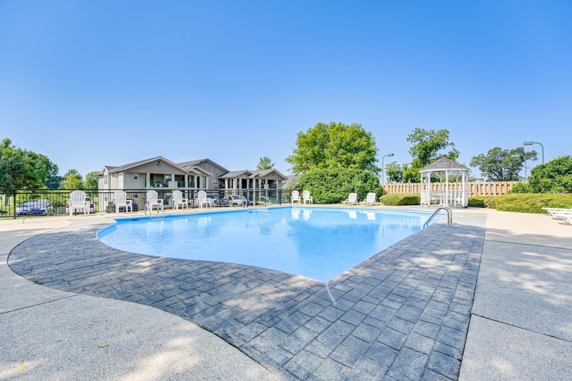 Ground-Floor Branson Condo With Community Perks Exterior photo